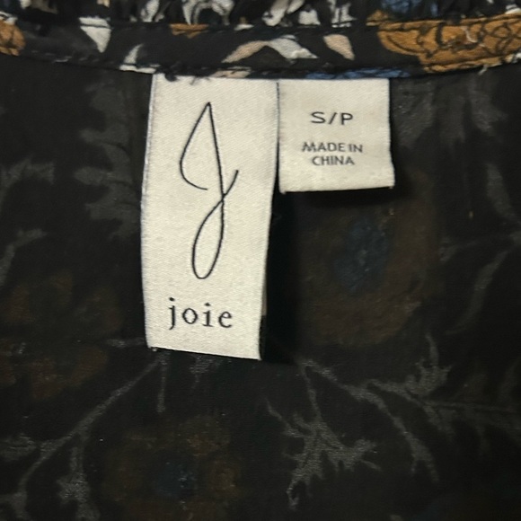 Joie Swiss Dot Dark Floral Print Ruffled Split Tie Neck Blouse Lined Size Small - Picture 10 of 12